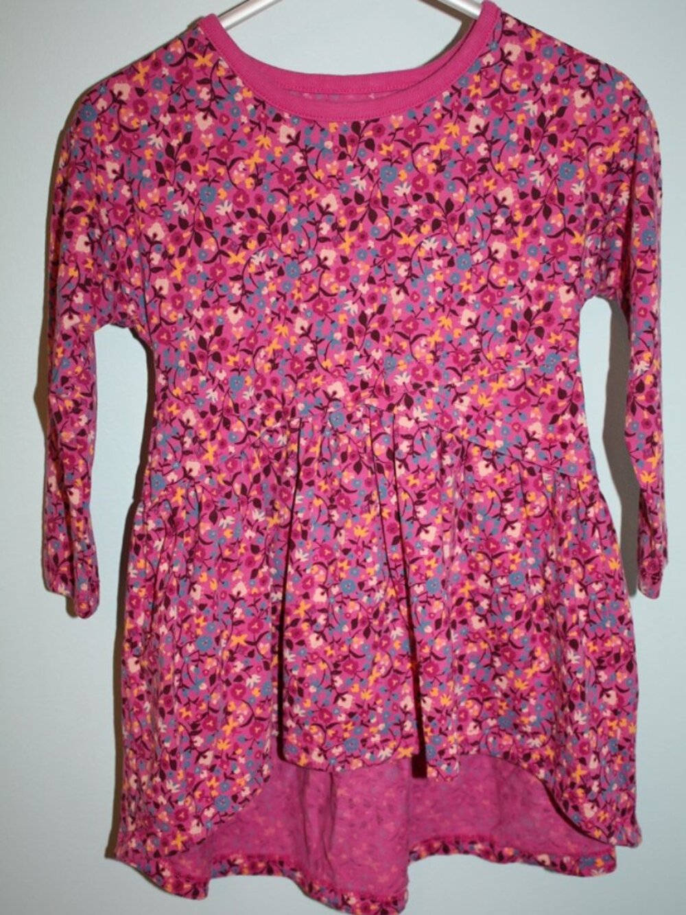 TEA COLLECTION Girls Size 2 2T Pink Sunrise Floral Wrap Asymmetrical Dress EUC